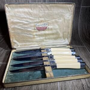 Vintage Carvel Hall Steak Knives Set by Briddell with Original Presentation Case